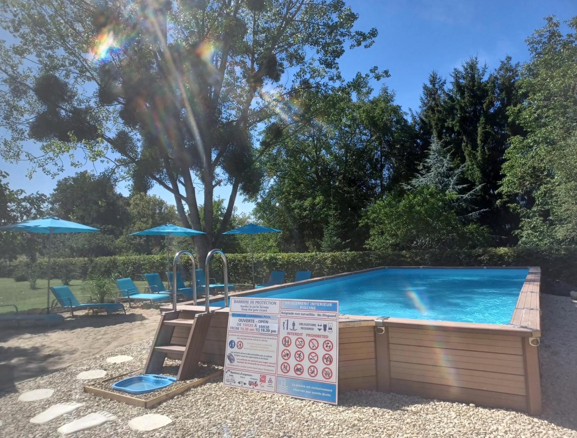 Camping Le Vallage Attigny Екстериор снимка