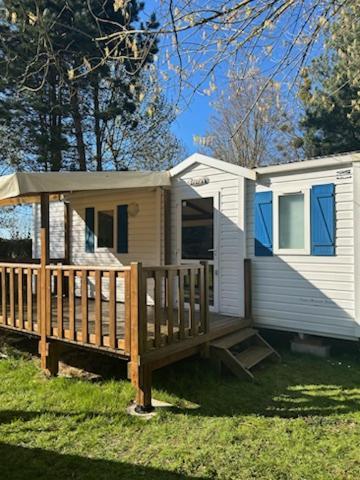 Camping Le Vallage Attigny Екстериор снимка