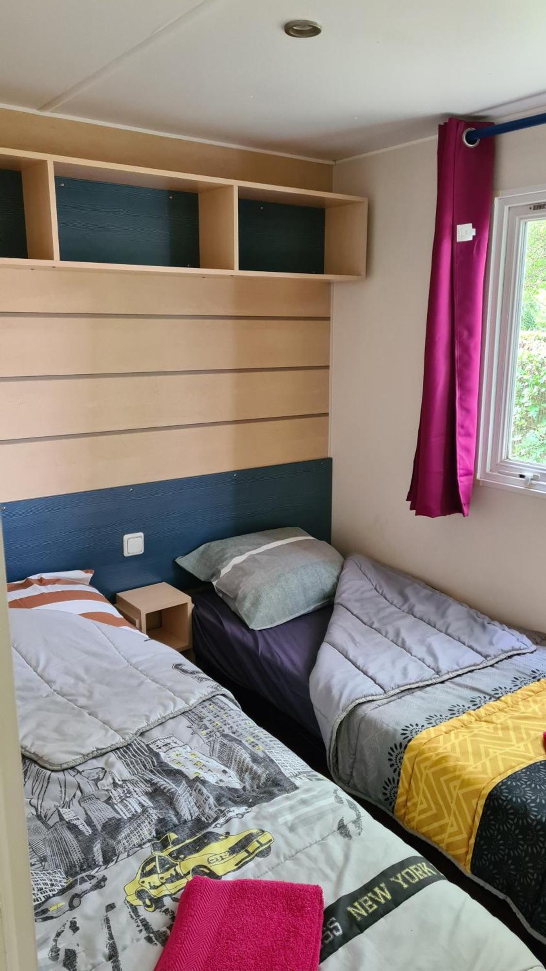 Camping Le Vallage Attigny Екстериор снимка